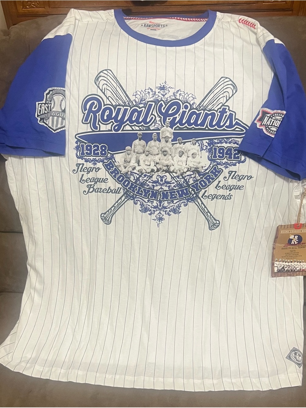 Rawlings White and Royal Blue ‘Royal Giants’ Pinstripe Baseball Tee - Picture 1 of 8